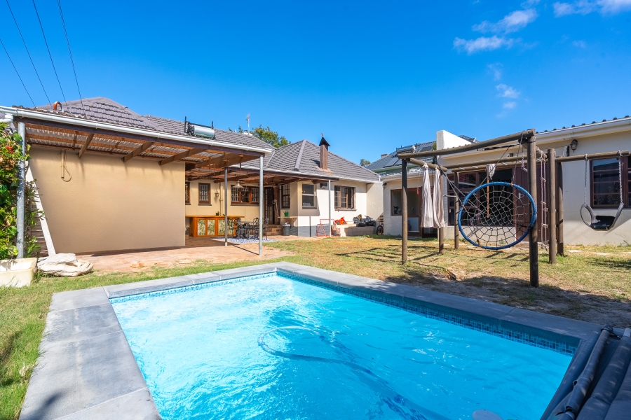 3 Bedroom Property for Sale in Pinelands Western Cape